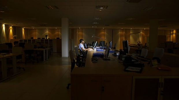 dark-office