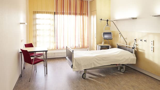 empty-hospital-room