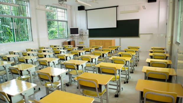 empty-classroom-enlearn