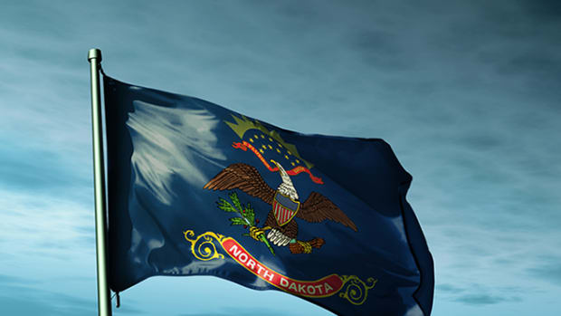 north-dakota-flag