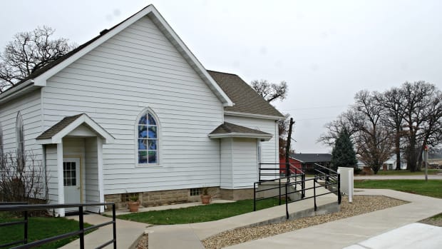 Oak Grove Christian Church in Shellsburg, Iowa.