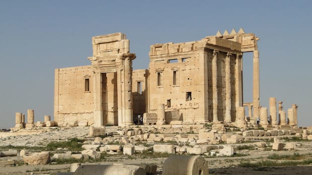 1200px-Temple_of_Bel,_Palmyra_02.jpg