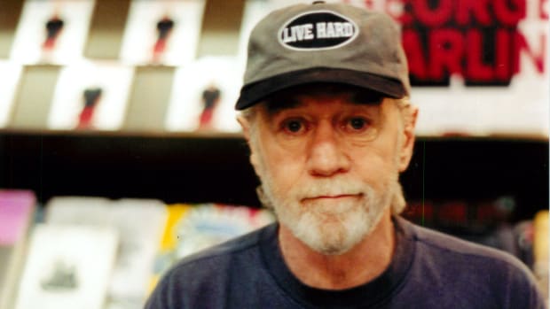 George Carlin at a book signing in New York City.