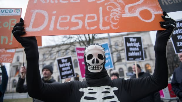 Activists hold a demonstration against diesel cars in front of the Transport Ministry in Berlin, Germany, on March 14th, 2018.