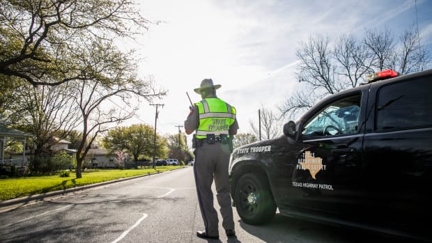 Police barricade the area surrounding the home of suspected Austin bomber Mark Anthony Conditt in Pflugerville, Texas, on March 21st, 2018.