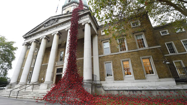 The installation Poppies: Weeping Window opens at the Imperial War Museum in London on October 4th, 2018, its final destination in a United Kingdom-wide tour. Composed of several thousand handmade ceramic poppies, the sculpture honors those lost in World War I, which ended 100 years ago next month.