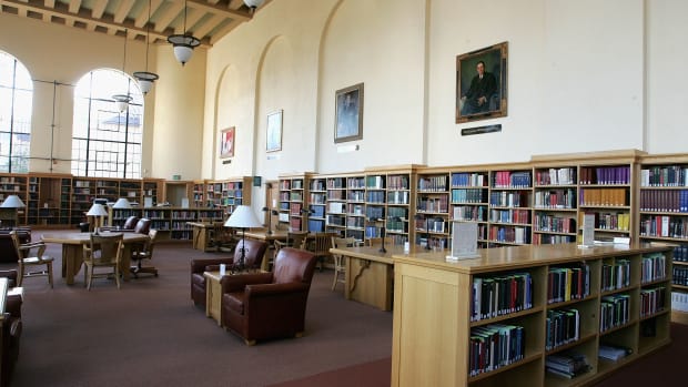 The Cecil H. Green Library on the Stanford University campus in Stanford, California.