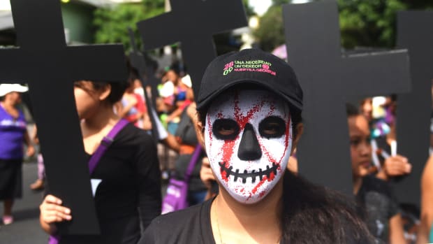Salvadoran women march at a protest calling for the decriminalization of abortion in San Salvador on September 28th, 2017.
