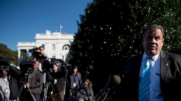New Jersey Governor Chris Christie speaks to reporters outside the White House in Washington, D.C, on October 26th, 2017.