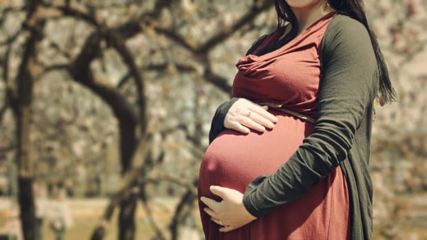 Pregnant woman pregnancy surrogacy