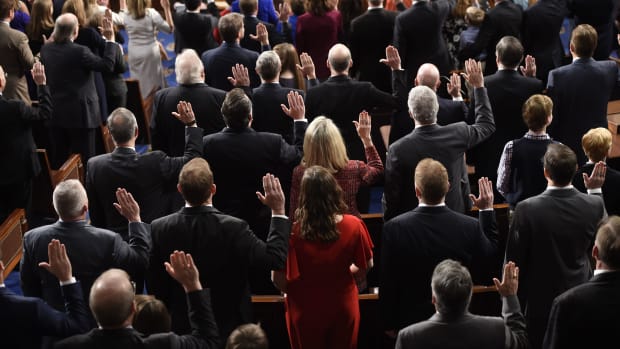 Members of Congress take the oath during the opening session of the 116th Congress at the U.S. Capitol in Washington, D.C., on January 3rd, 2019.