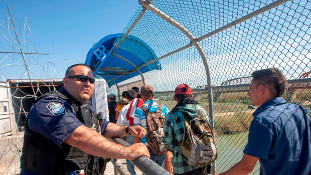 Sixteen Central American migrants cross the International Bridge II to be interviewed by U.S. immigration authorities and have the possibility of receiving asylum, in Piedras Negras, Coahuila state, Mexico, on the border with the U.S., on February 16th, 2019.