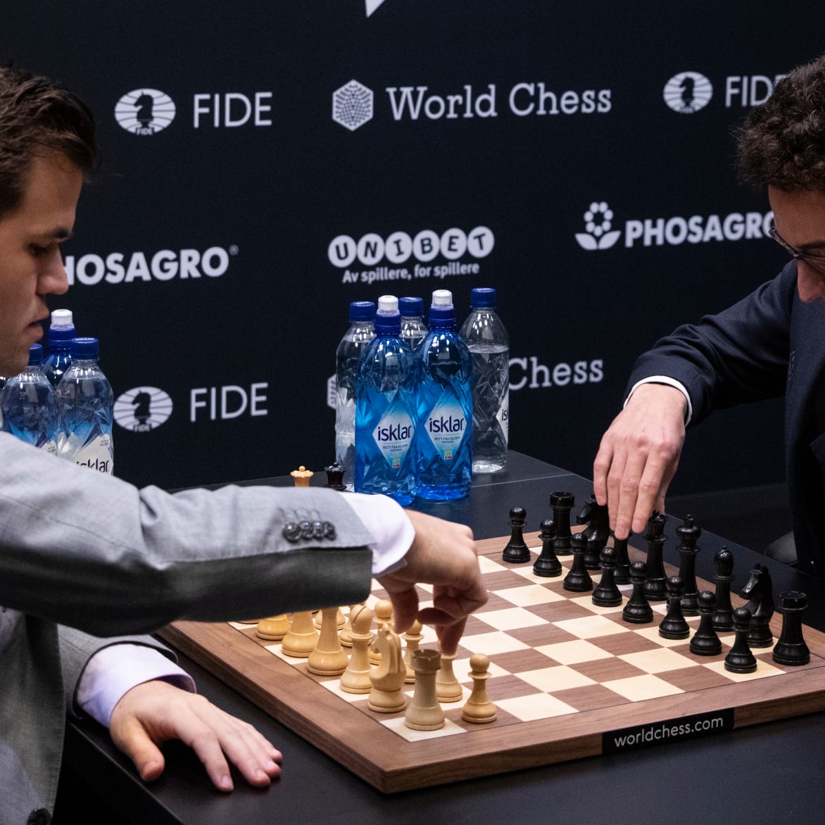 Play in a Chess World Championship