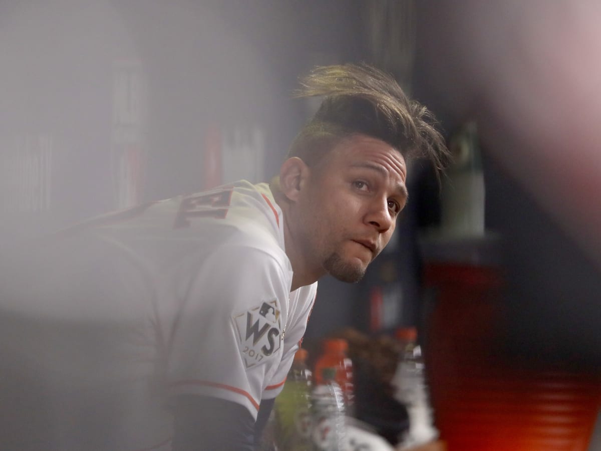 Yuli Gurriel's Suspension May Be Forgotten, but Cuba's Complicated