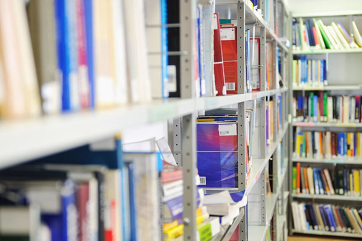Academic journals in a university library. (PHOTO: DOTSHOCK/SHUTTERSTOCK)