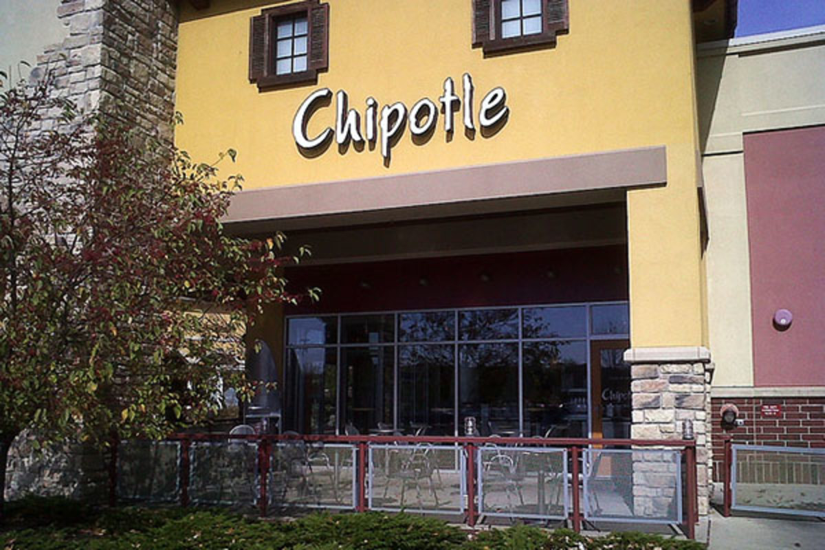 Chipotle Mexican Grill restaurant. (PHOTO: SUPREMECRETE/FLICKR)