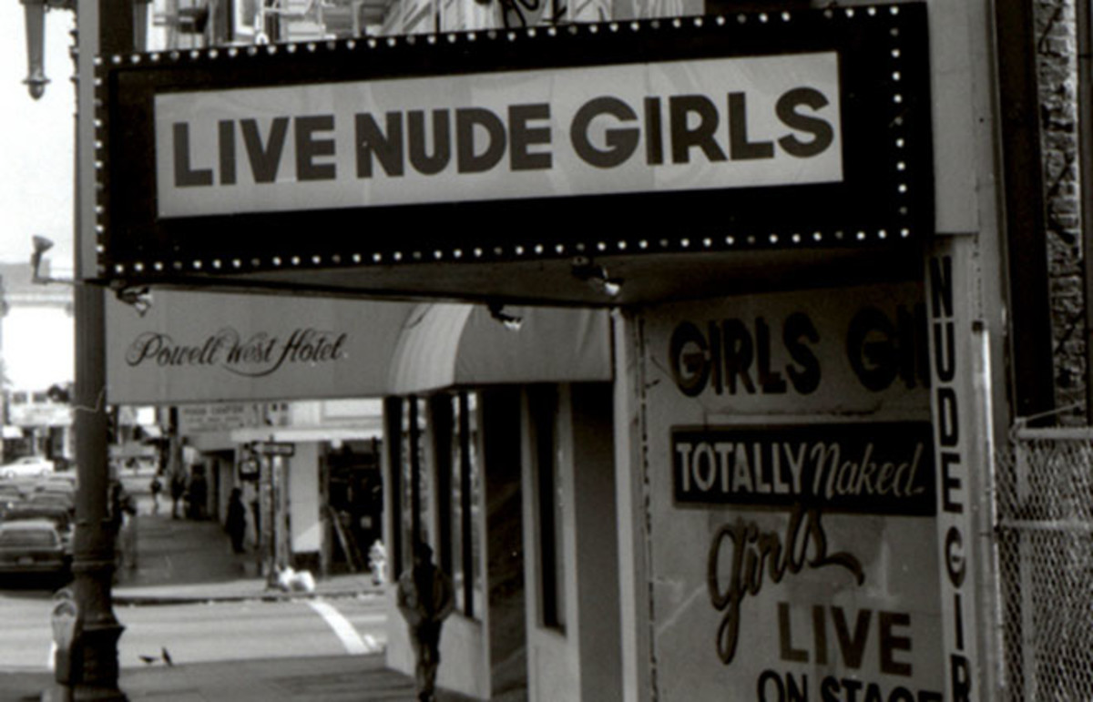 Tenderloin strip club in 1991. (Photo: Sushipumpum/Wikimedia Commons)