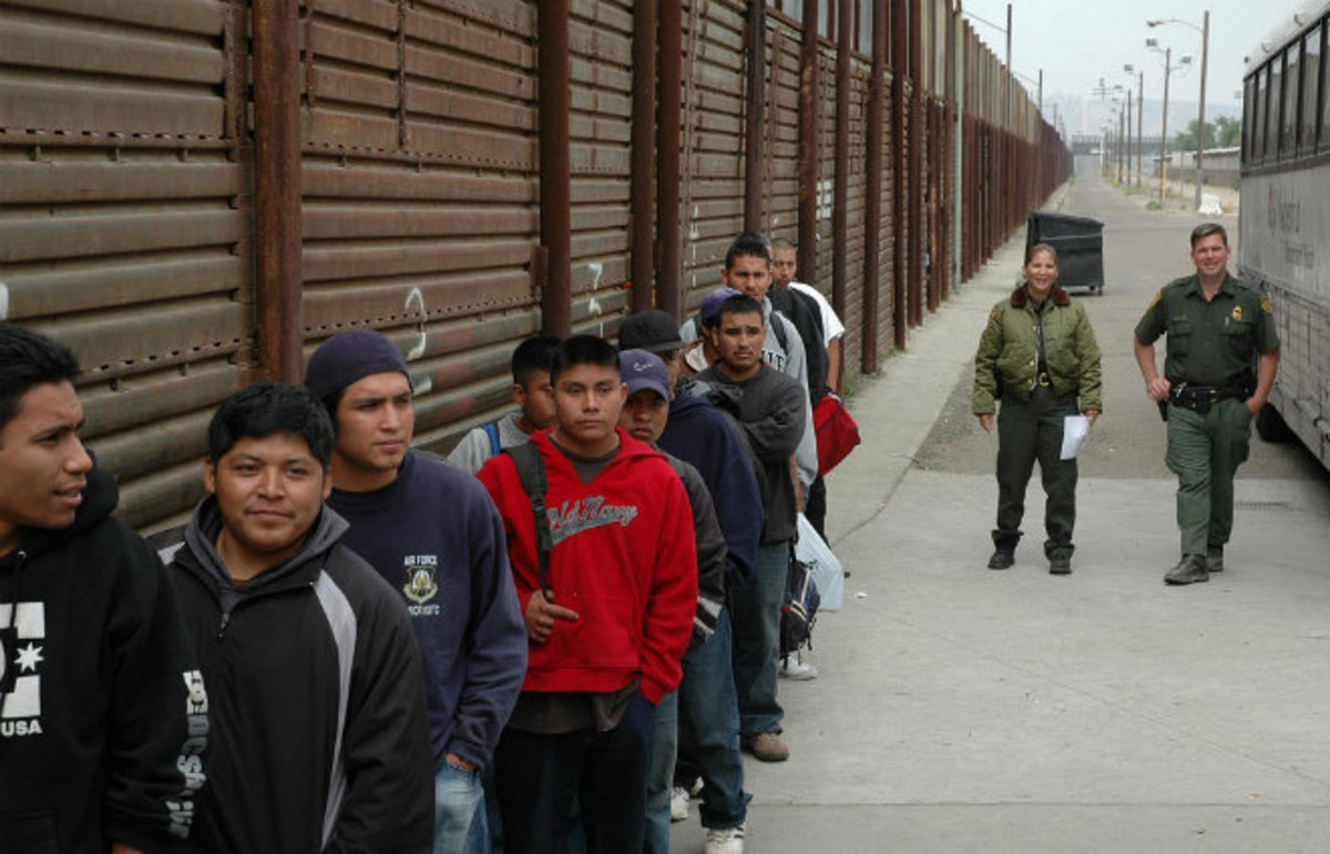 The U.S.-Mexico border. (Photo: qbac07/Flickr)