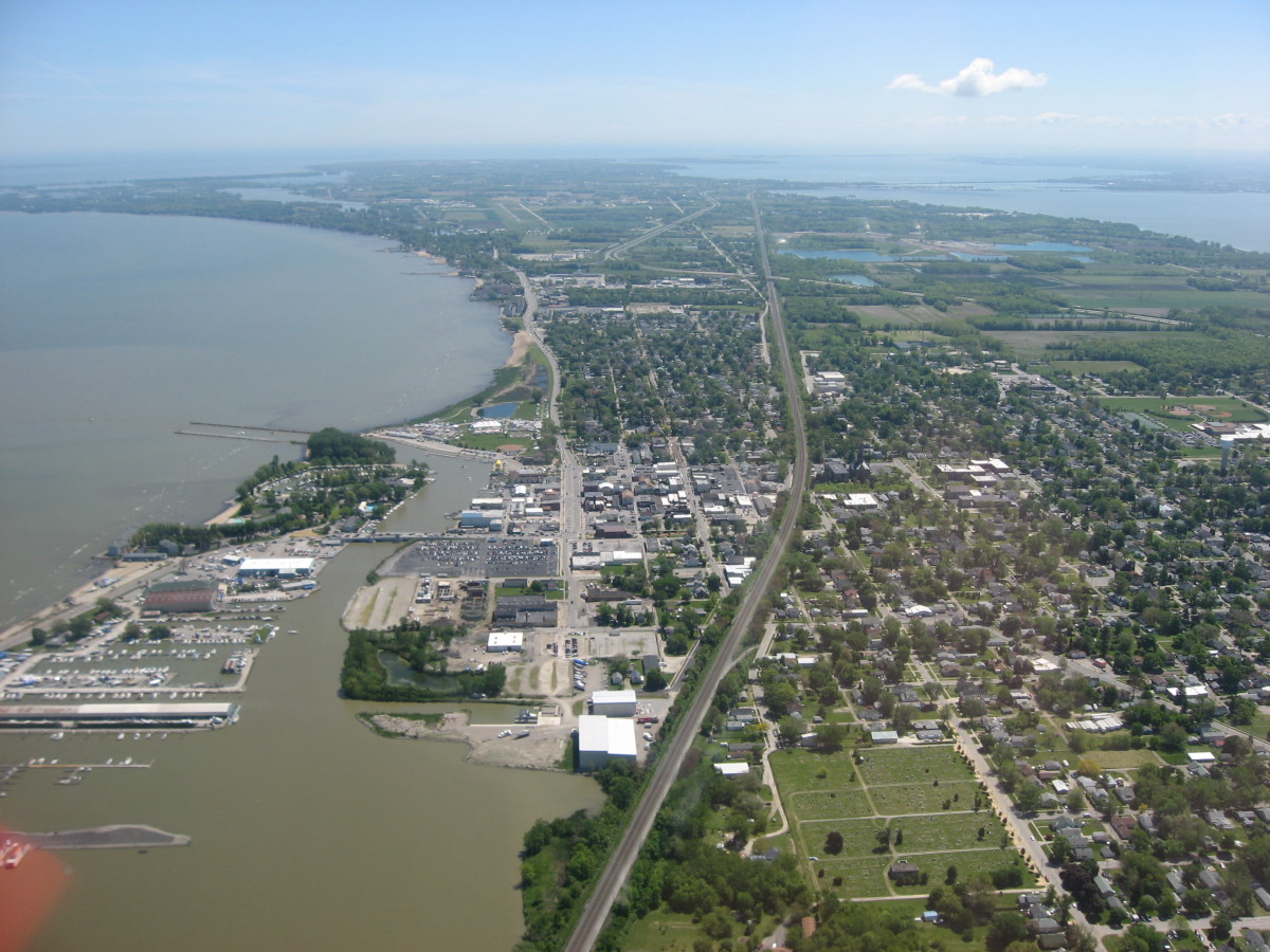 Downtown Port Clinton, Ohio. (Photo: Nyttend/Wikimedia Commons)