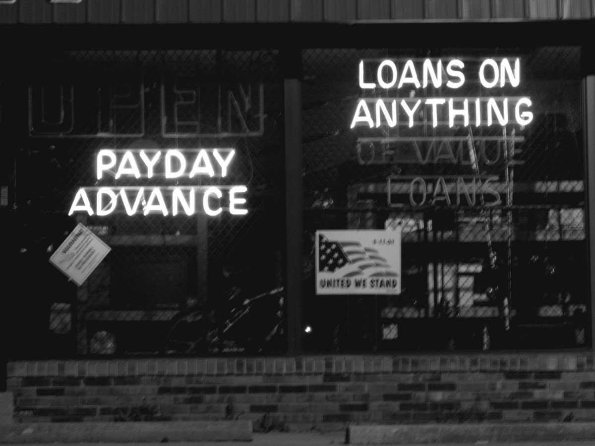A payday loan storefront. (Photo: frankieleon/Flickr)