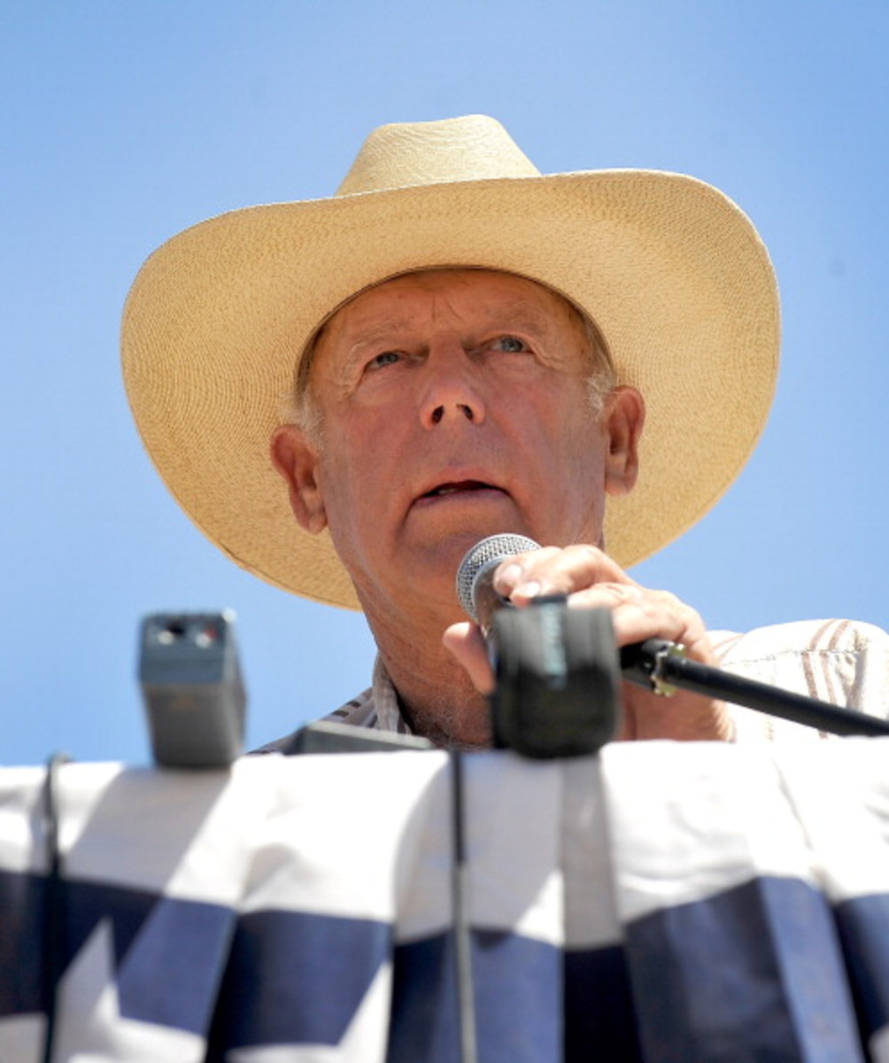 Rancher Cliven Bundy speaks during a news conference near his ranch on April 24, 2014, in Bunkerville, Nevada. (Photo: David Becker/Getty Images)