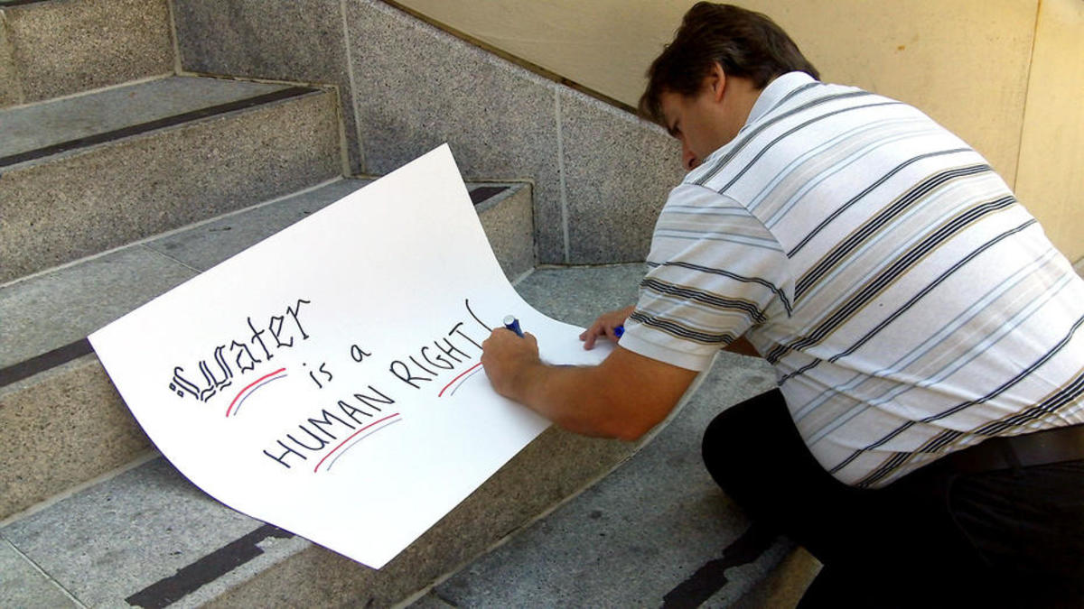 A California water activist. (Photo: UUSC/Flickr)