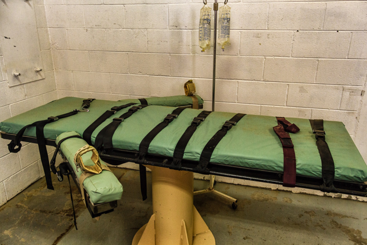 A lethal injection table used in the 1980s. (Photo: Ken Piorkowski/Flickr)
