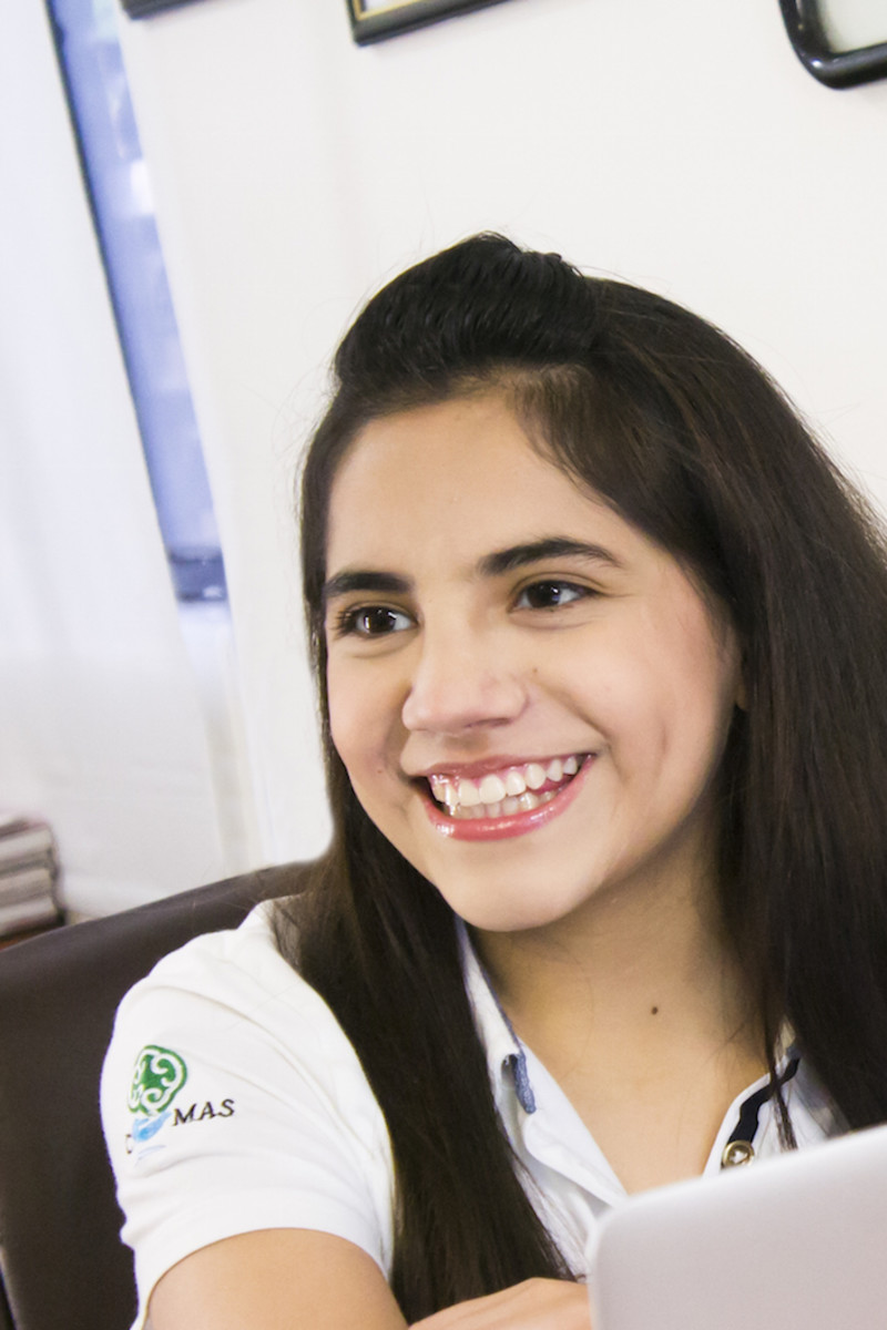 Dafne Almazán, 15.