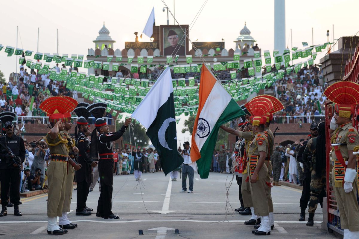 Viewfinder: Commemorating a Shared Independence at the India-Pakistan