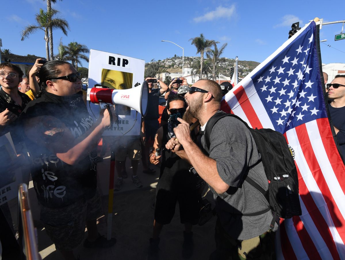 Counter-protesters (left) argue with anti-immigration protesters in Laguna Beach, California, on August 20th, 2017.