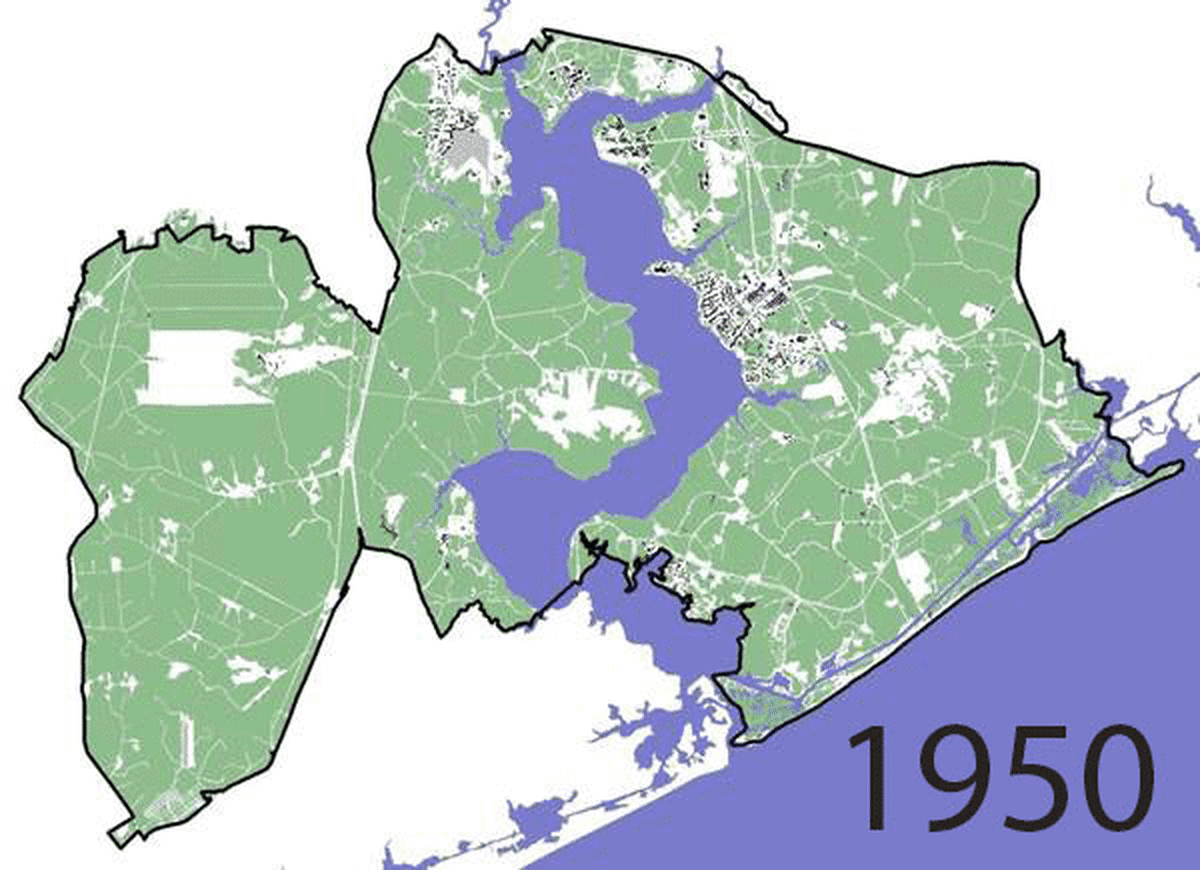 An animated timeline of the Lejeune contamination as it unfolded.