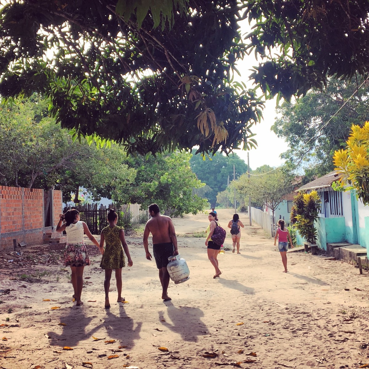 Families in São Pedro pack up their things and head to the Michael on election day. Many of the people leaving São Pedro were hoping to make it back to Santarem in time for the coming work week.