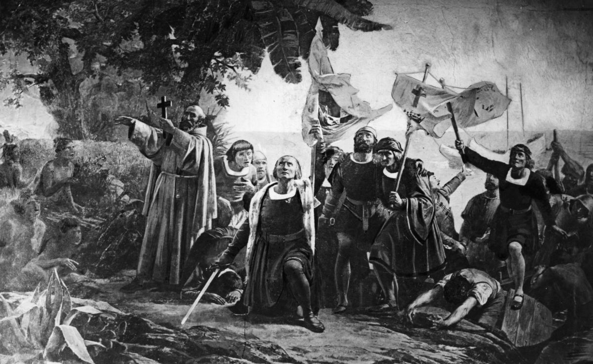 Christopher Columbus landing in America with the Piuzon Brothers bearing flags and crosses, 1492.