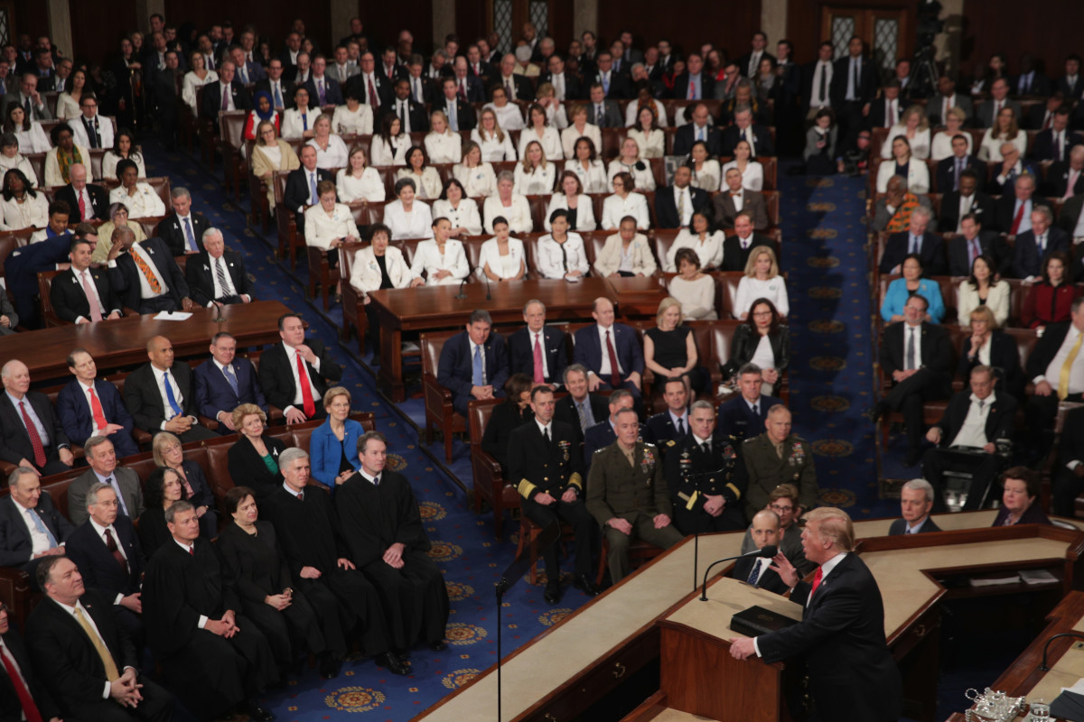 President Donald Trump delivers the 2019 State of the Union.