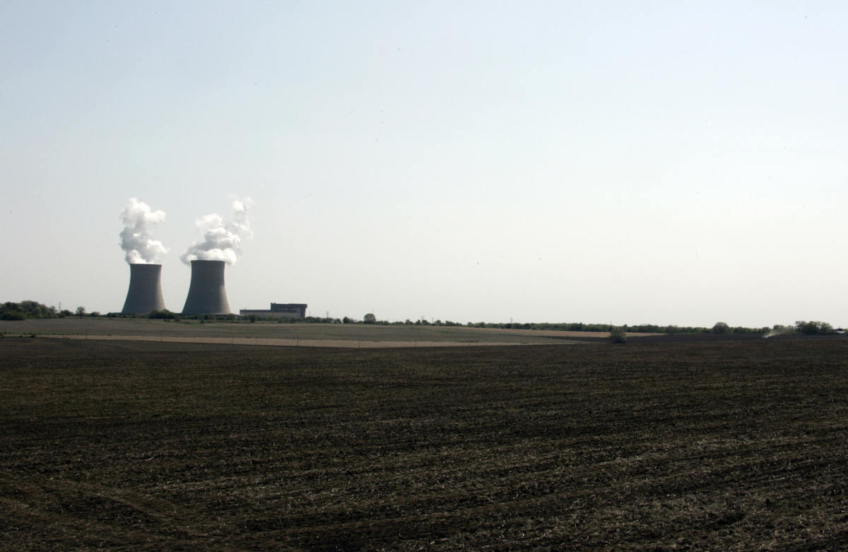 The Exelon Byron Nuclear Generating Stations running at full capacity on May 14th, 2007, in Byron, Illinois.