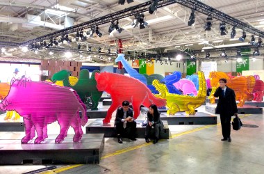 "Une Arche de Noé Pour le Climat," an installation of lucite animal figures created by Gad Weil and exhibited at the COP21 climate summit in Paris in December of 2015.