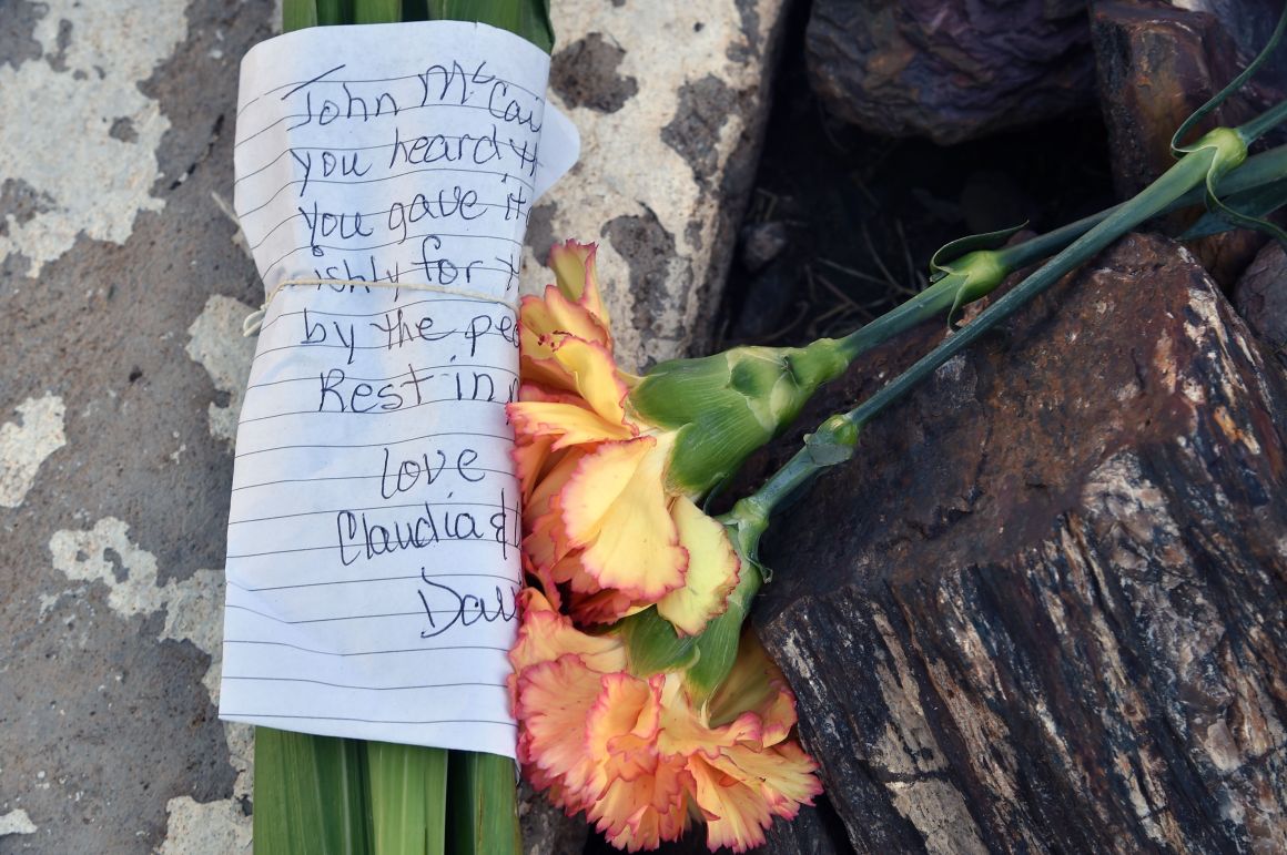 Flowers and notes are placed in tribute to Senator John McCain outside a mortuary in Phoenix, Arizona, on August 26th, 2018.