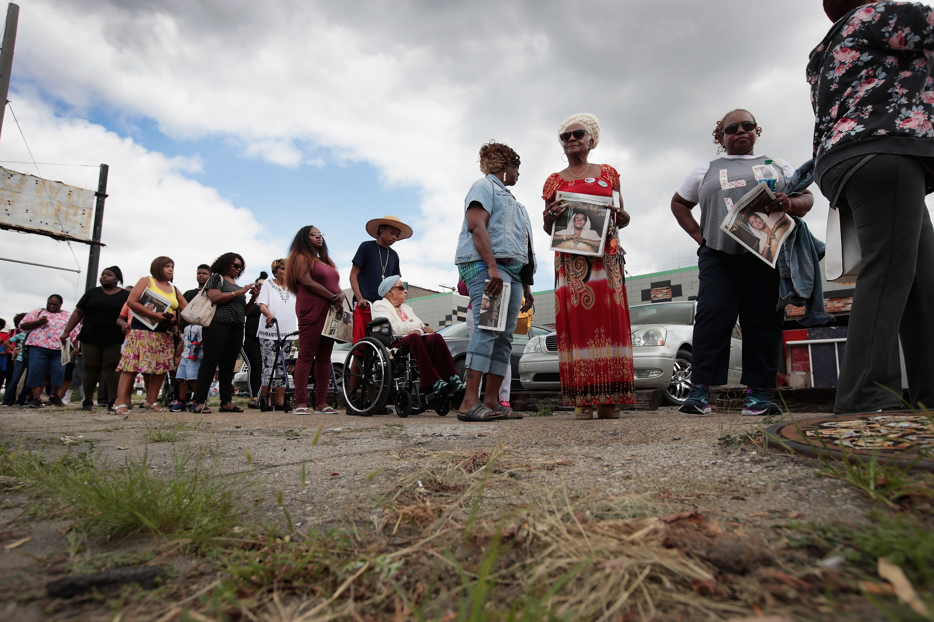 Fans of Aretha Franklin gather outside of the New Bethel Baptist Church, the church once ministered by her father Reverend C.L. Franklin, for a public viewing on August 30th, 2018.