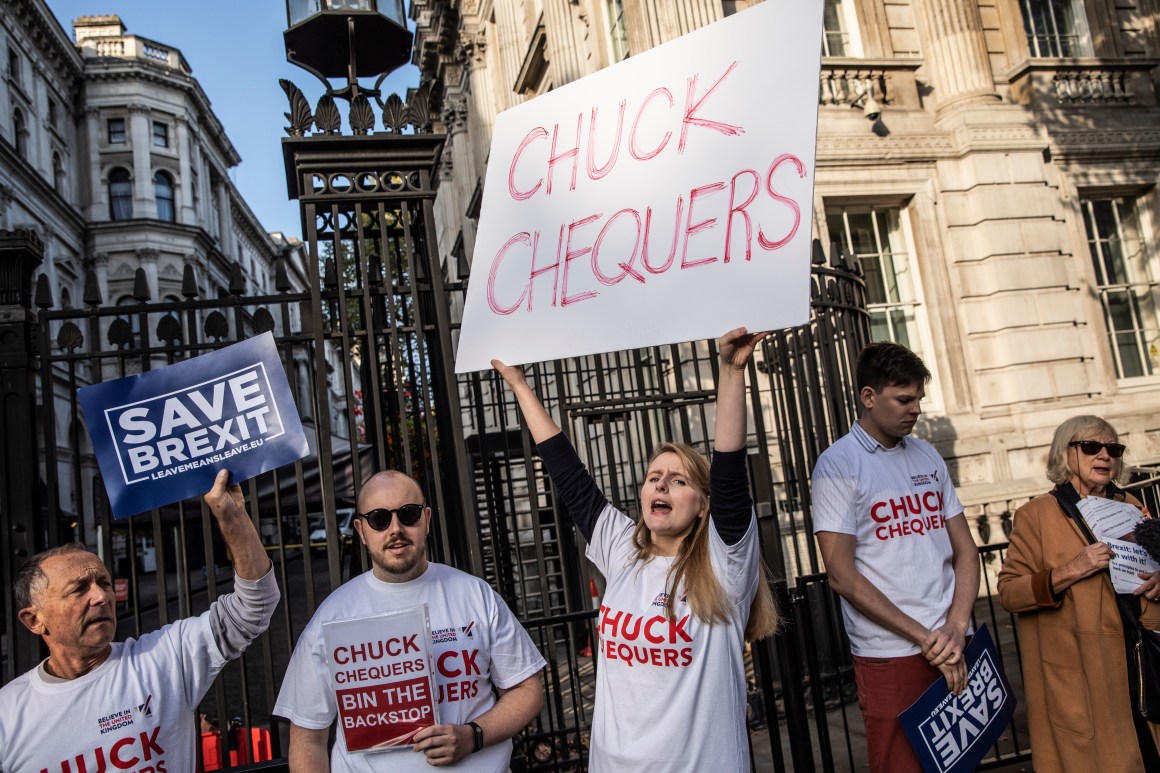 Pro-Brexit demonstrators gather outside Downing Street calling for a hard-line withdrawal from the European Union during the weekly Cabinet Meeting at Downing Street on October 16, 2018 in London, England. "Chuck Chequers" refers to the so-called Chequers plan worked out in July.