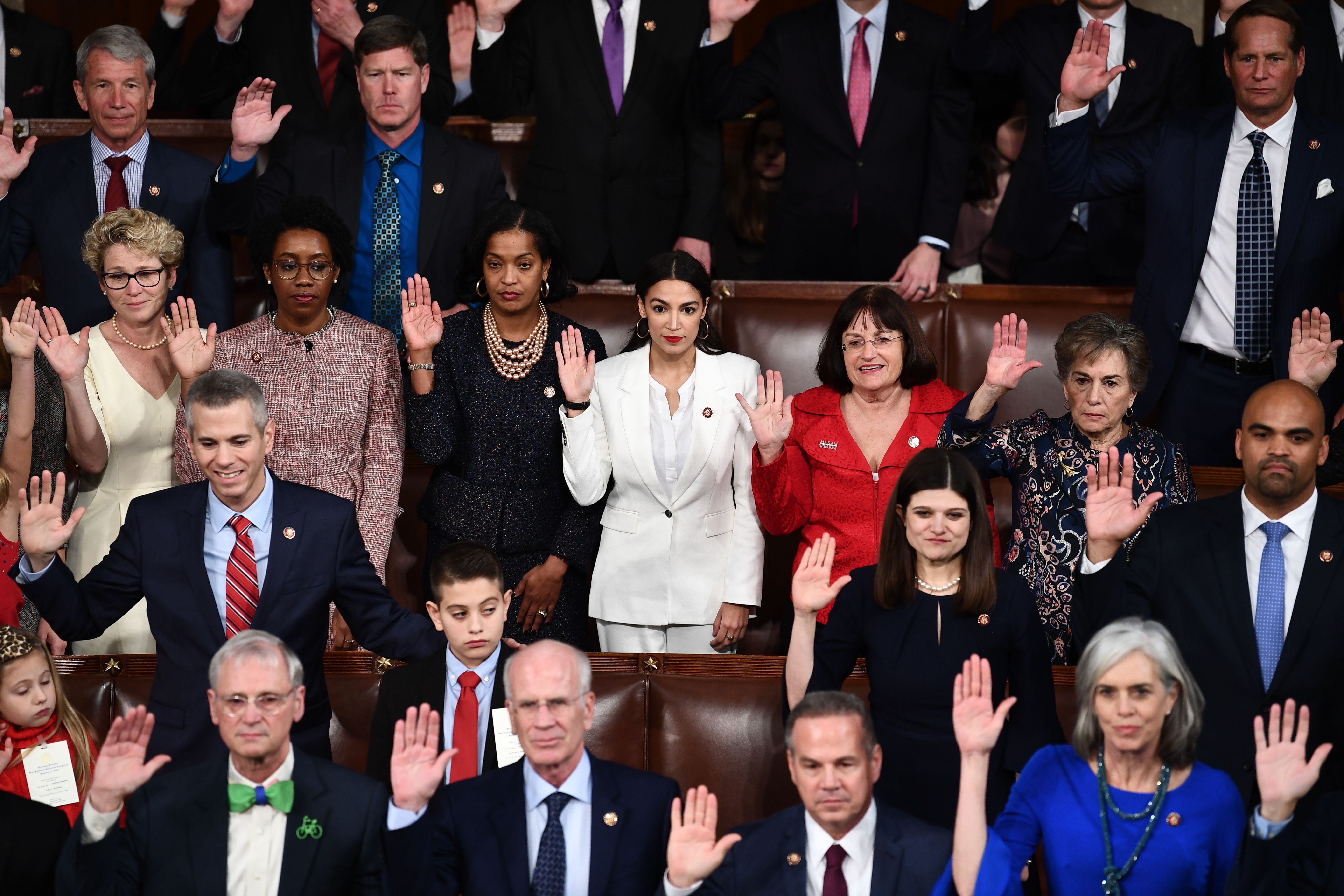 Members of Congress take the oath during the opening session of the 116th Congress at the U.S. Capitol in Washington, D.C., on January 3rd, 2019.