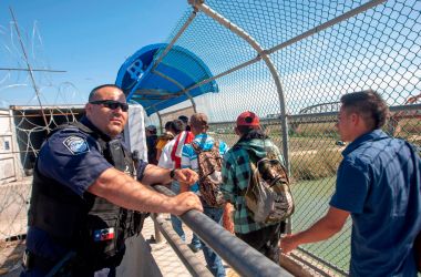 Sixteen Central American migrants cross the International Bridge II to be interviewed by U.S. immigration authorities and have the possibility of receiving asylum, in Piedras Negras, Coahuila state, Mexico, on the border with the U.S., on February 16th, 2019.