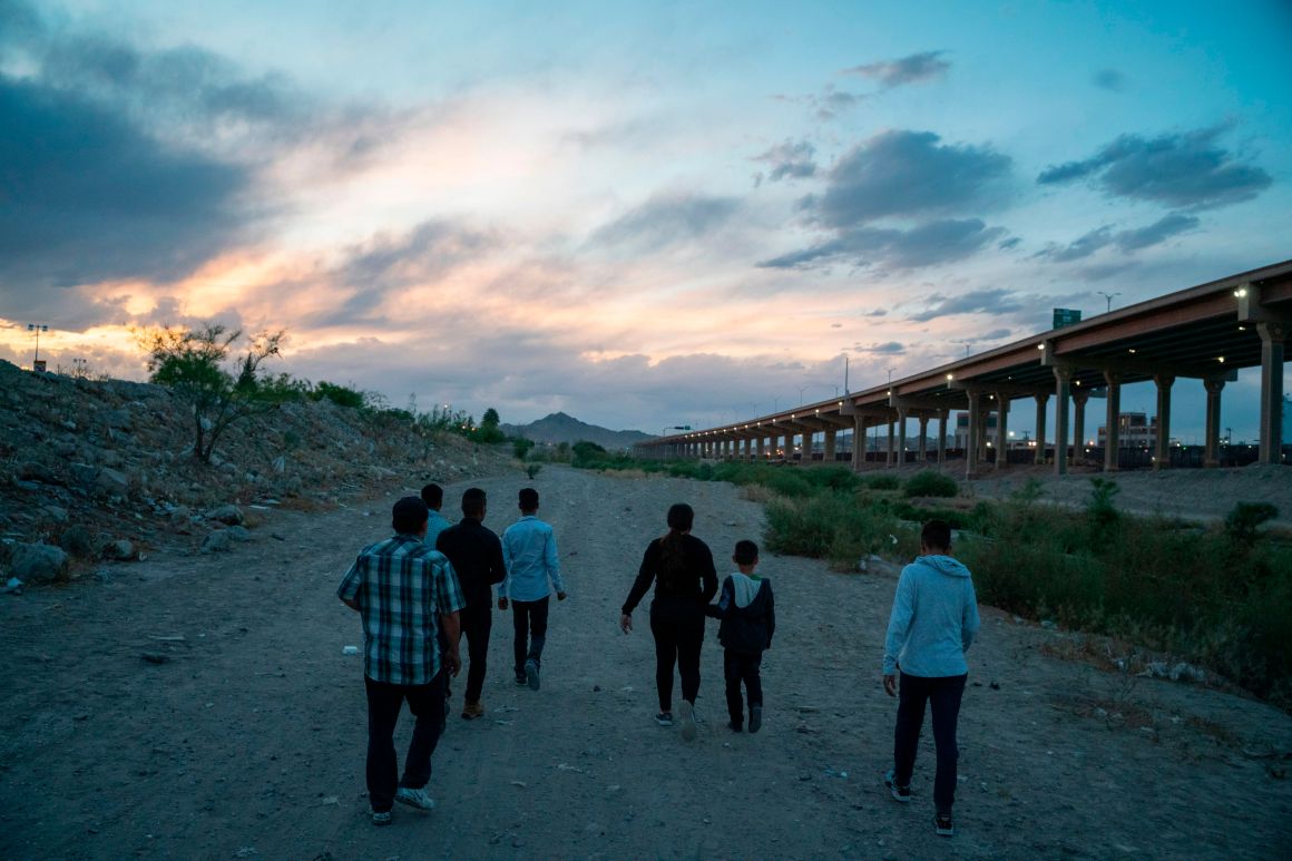 Immigrants attempt to enter the U.S. between Ciudad Juárez, Mexico, and El Paso, Texas, on April 29th, 2019.