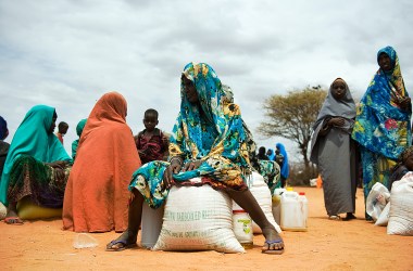 Somali women guarding food supply