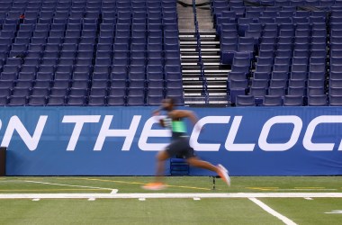 Linebacker Eric Striker of Oklahoma runs the 40-yard dash during the 2016 NFL Scouting Combine.