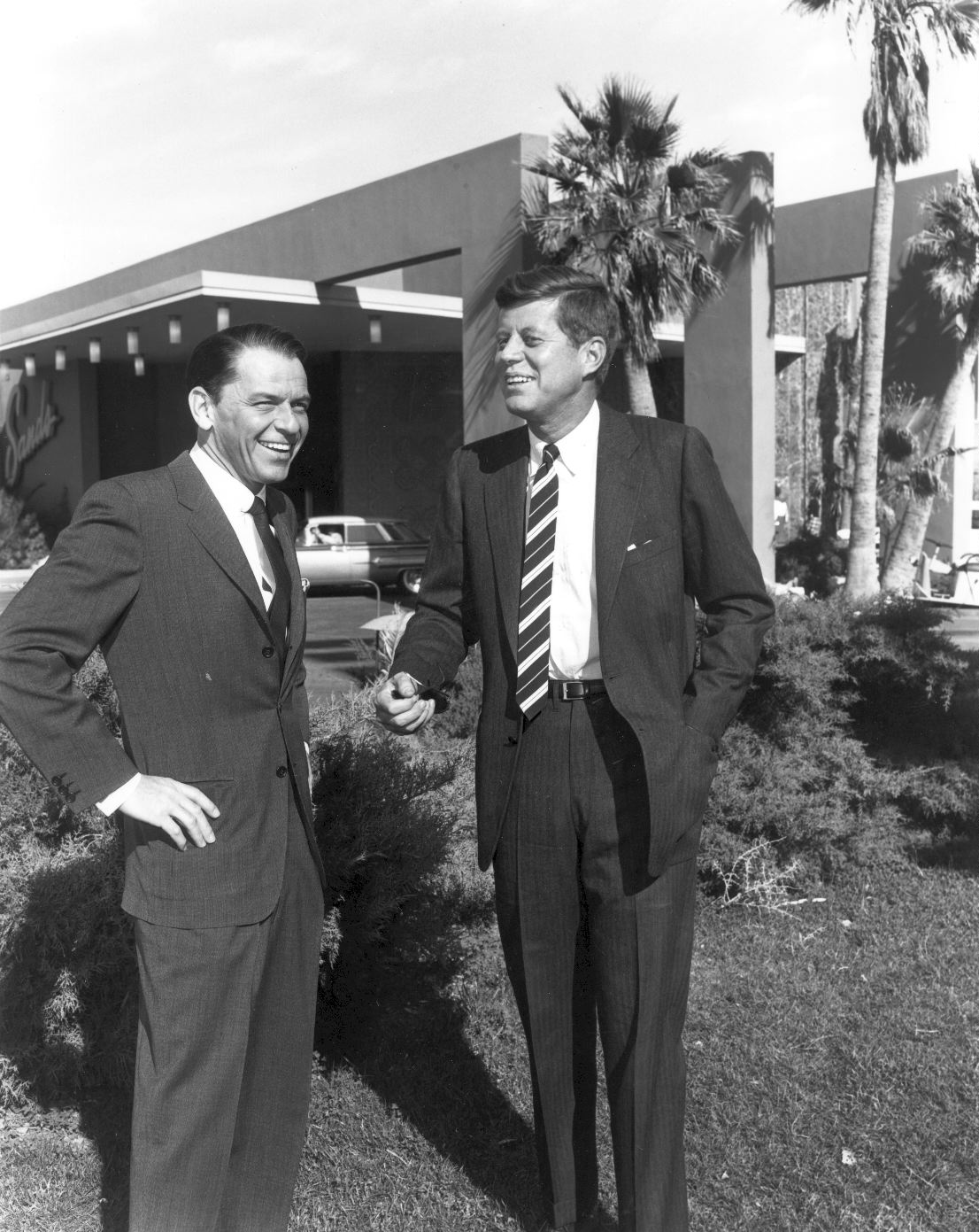 Frank Sinatra with former U.S. President John F. Kennedy.