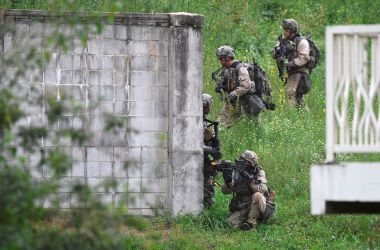 U.S. soldiers participate in a South Korea-U.S. combined arms collective training exercise at the U.S. Army's Rodriguez shooting range in Pocheon, about 70 km northeast of Seoul, near the heavily fortified border with North Korea on September 19th, 2017.