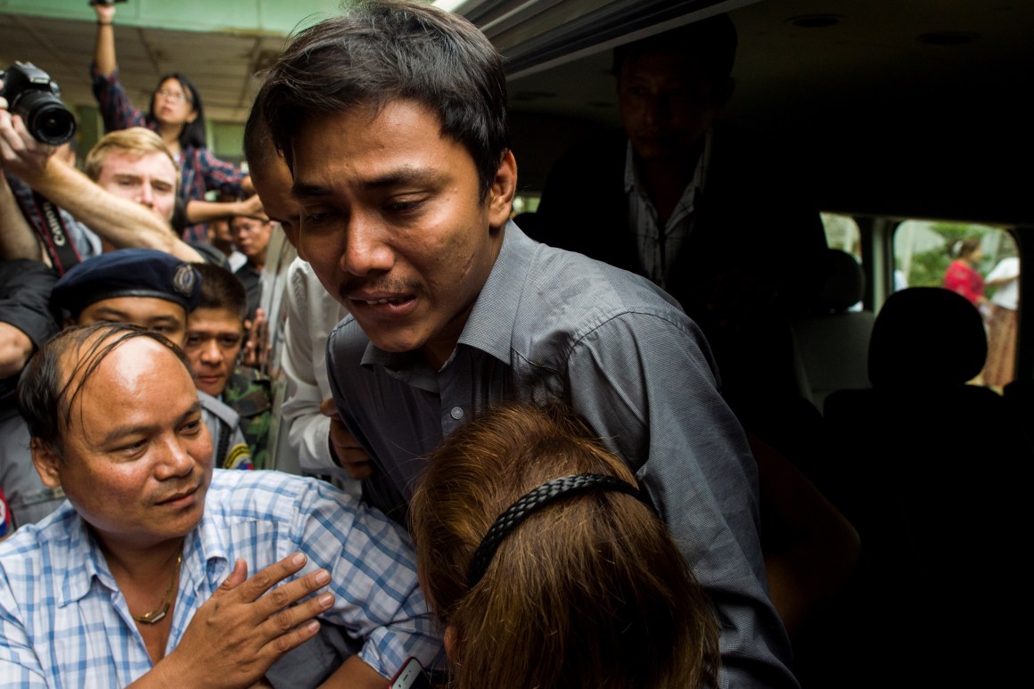 Kyaw Soe Oo, a journalist for the Reuters newswire, hugs his sister upon his arrival at a court in Yangon on December 27th, 2017.