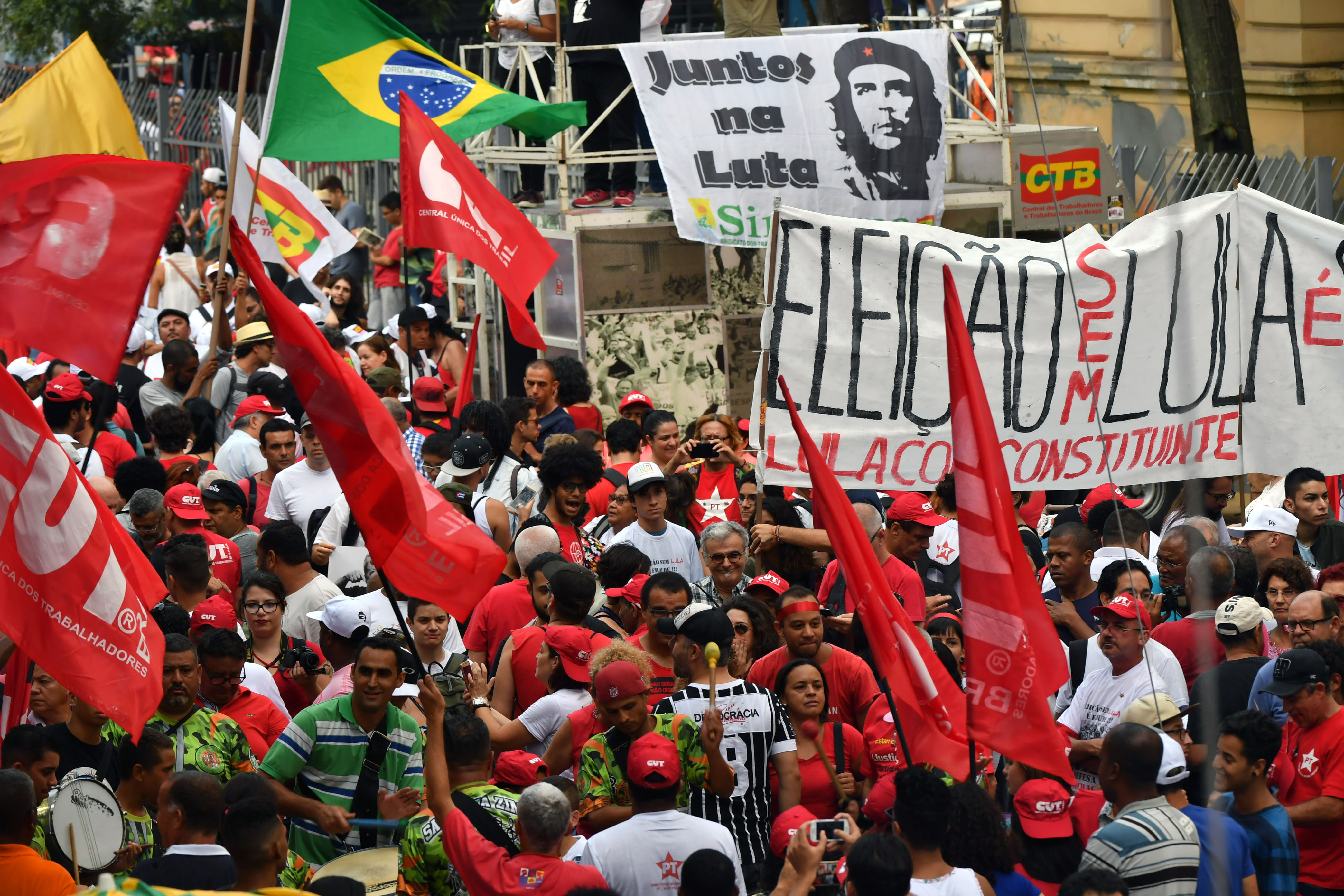 Protesters demonstrate in support of former Brazilian President Luiz Inácio Lula da Silva in Sao Paulo, Brazil, on January 24th, 2018. A Brazilian appeals court upheld the ex-president's conviction for corruption, effectively ending his hopes of re-election this year.