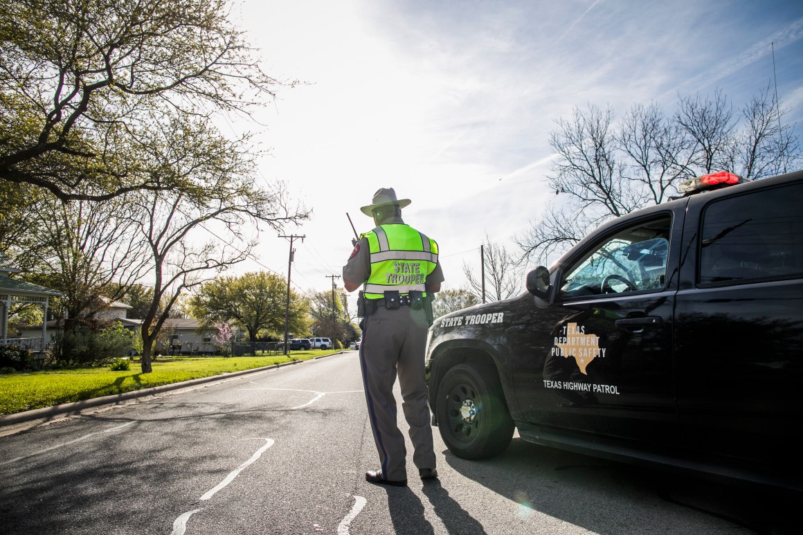 Police barricade the area surrounding the home of suspected Austin bomber Mark Anthony Conditt in Pflugerville, Texas, on March 21st, 2018.