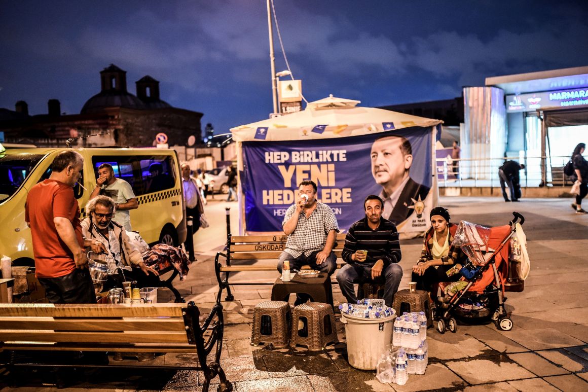 Turkish people break their fasting in Istanbul on May 28th, 2018, during the holy month of Ramadan.